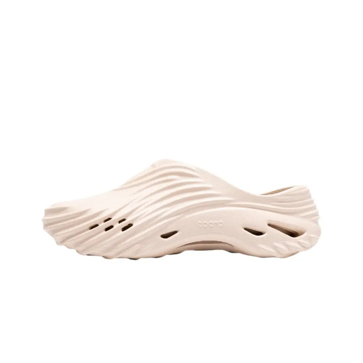 CROCS Echo Wave White Sandals 210521-0LL