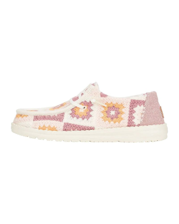 HEY DUDE Wendy Cottage Crochet Petal Pink 43109-78W