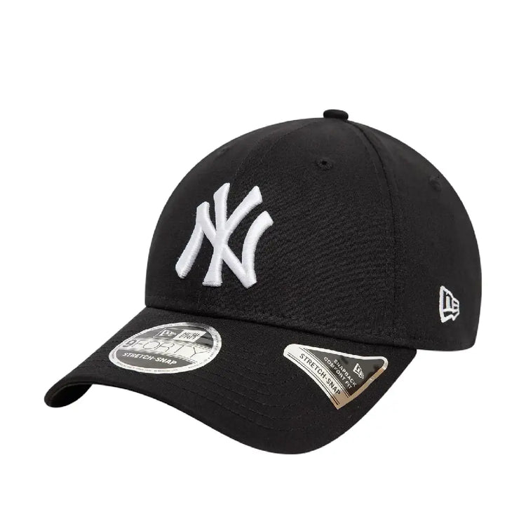 NEW ERA New York Yankees MLB Black 9FORTY Stretch Snap Adjustable Cap 60595167