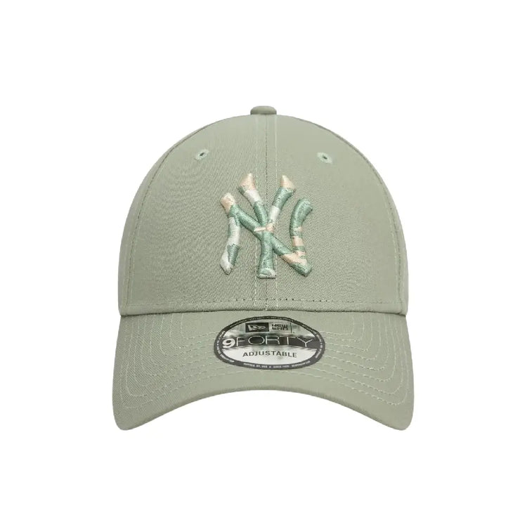 NEW ERA New York Yankees Camo Infill Pastel Green 9FORTY Adjustable Cap 60595186