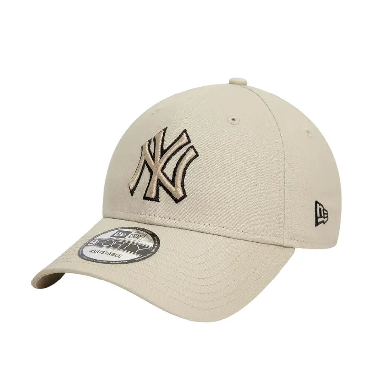 NEW ERA New York Yankees Team Outline Cream 9FORTY Adjustable Cap 60595199