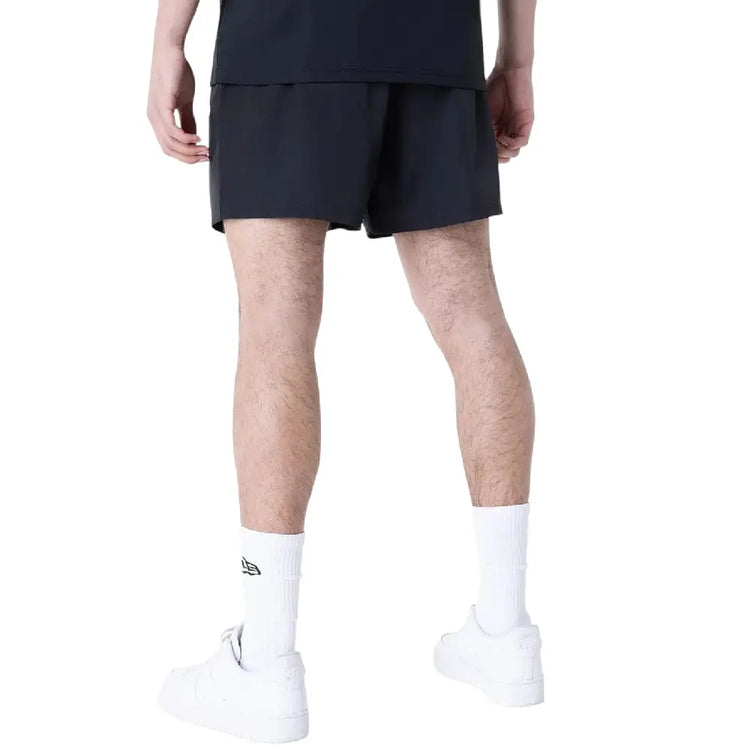 NEW ERA New York Yankees League Essential Black Shorts 60596362