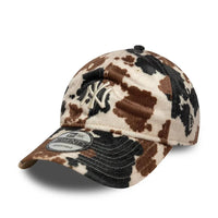 NEW ERA New York Yankees Animal Print Beige 9TWENTY Adjustable Cap 60844104