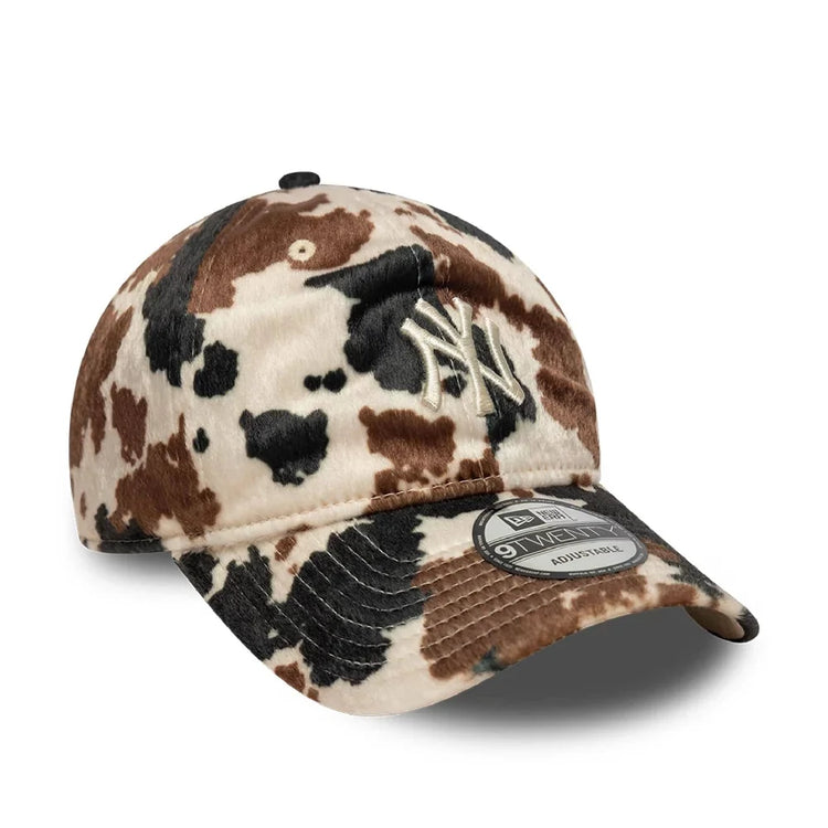 NEW ERA New York Yankees Animal Print Beige 9TWENTY Adjustable Cap 60844104