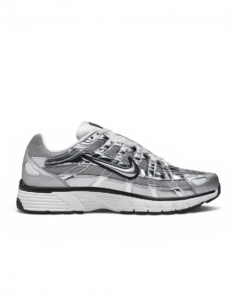NIKE  CN0149-001