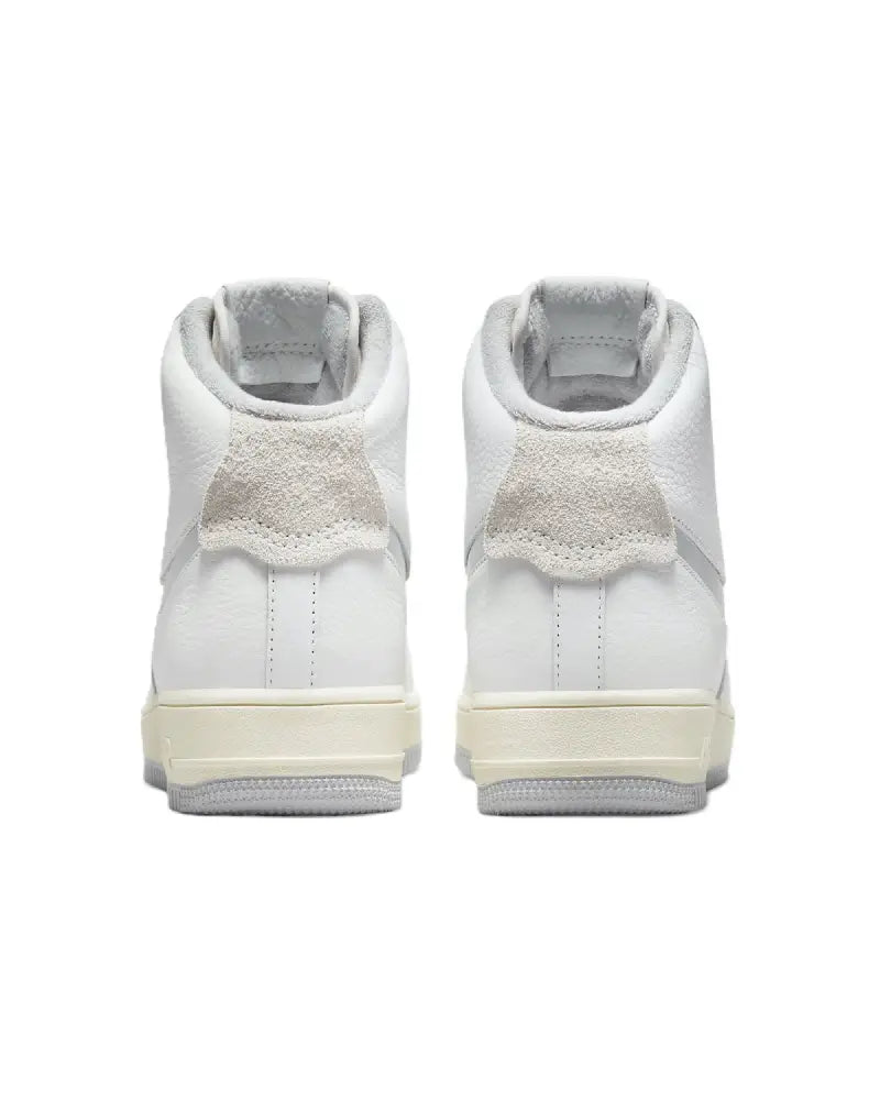 NIKE  DC3590-101