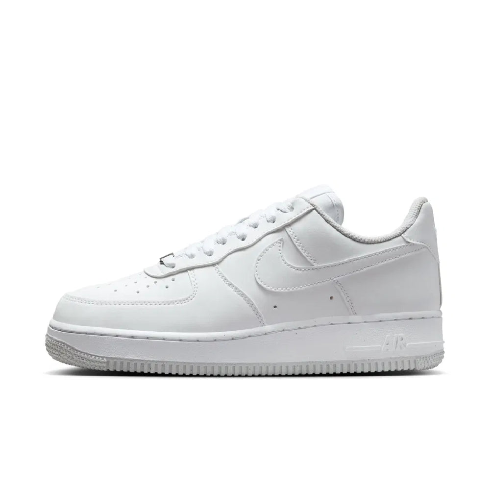 NIKE  DC9486-112