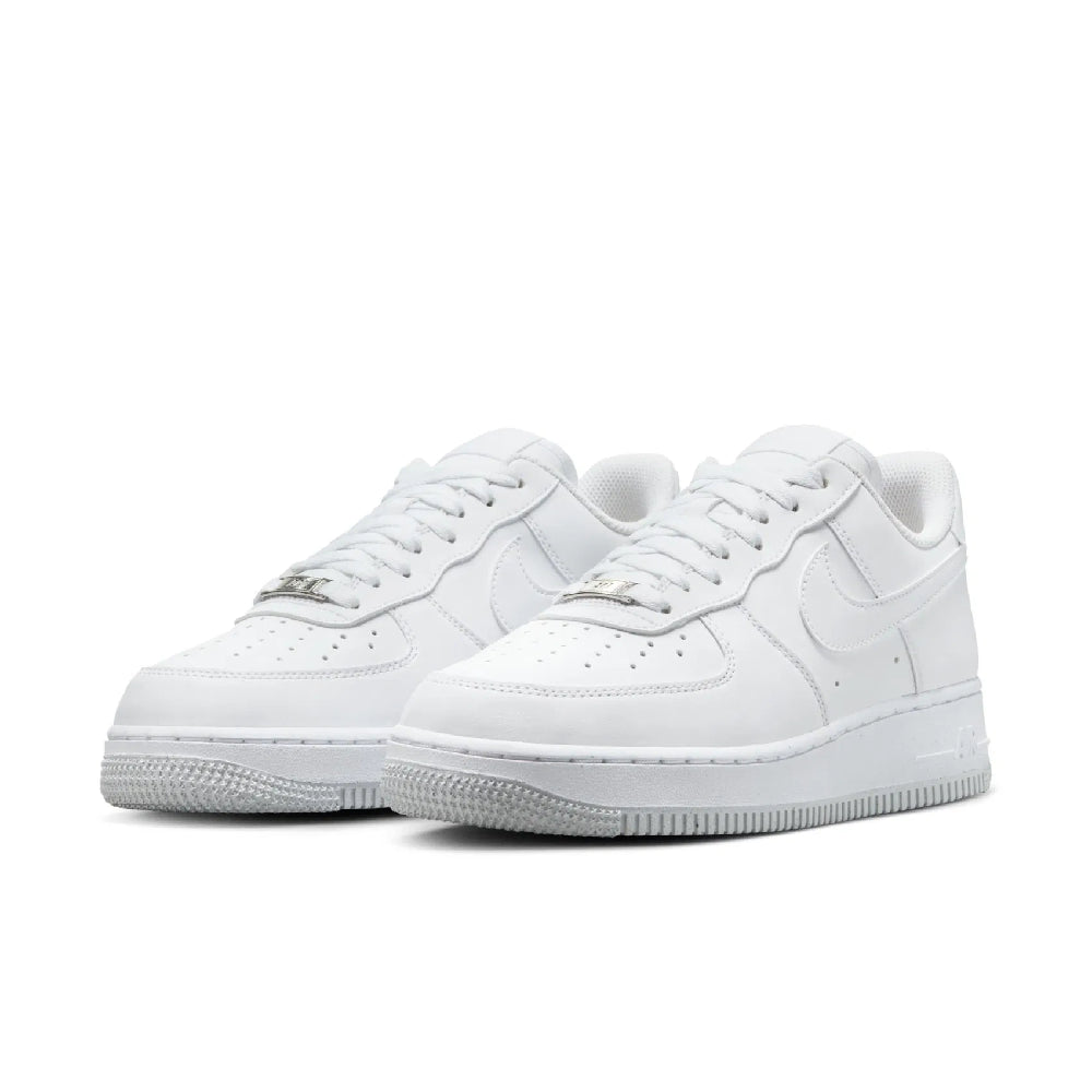 NIKE  DC9486-112