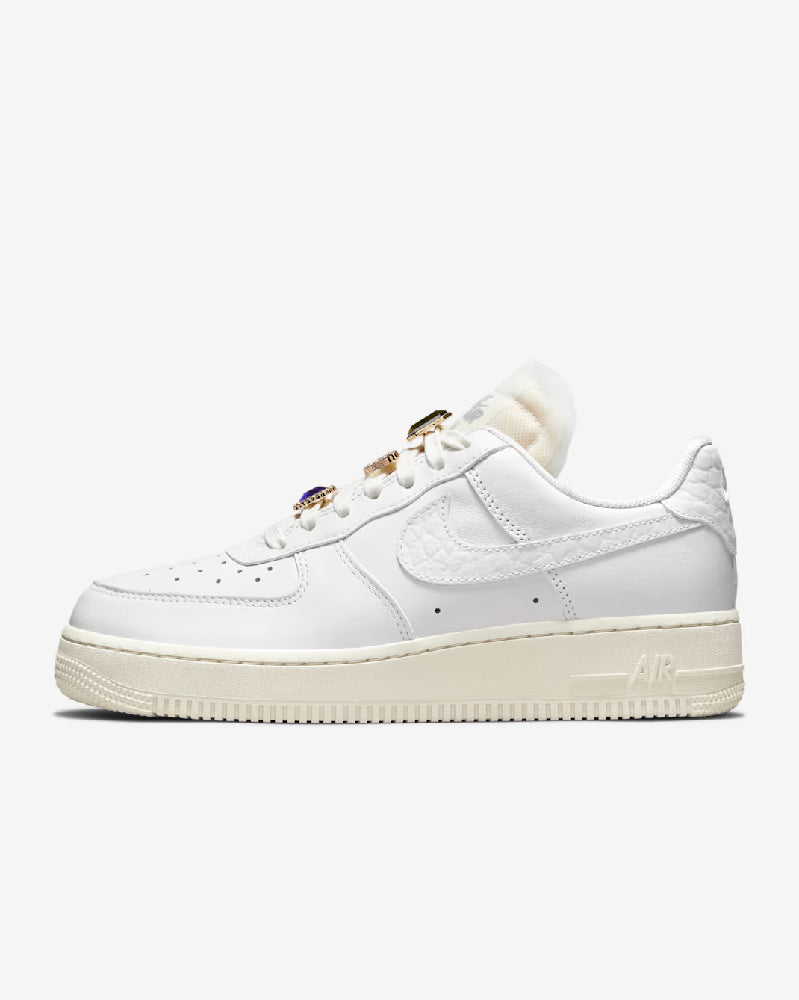 NIKE Air Force 1 Low Premium Summit White Sneakers DN5463-100