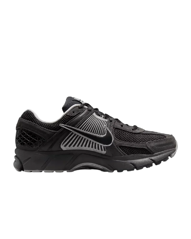 NIKE  HF1553-006