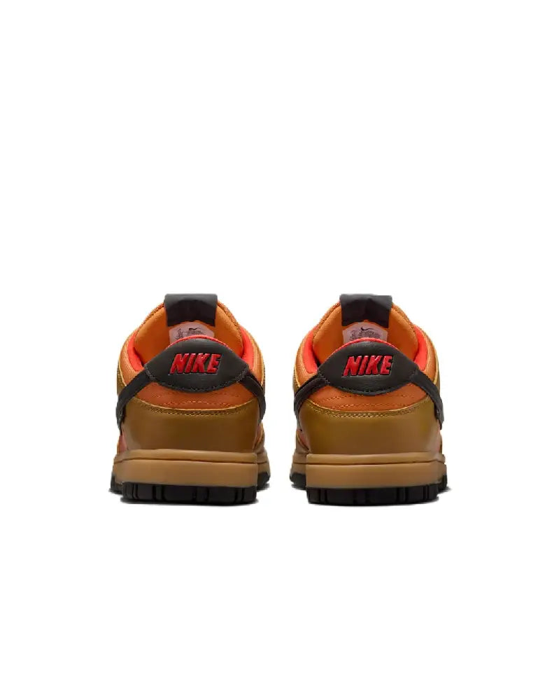 NIKE  HQ2053-700