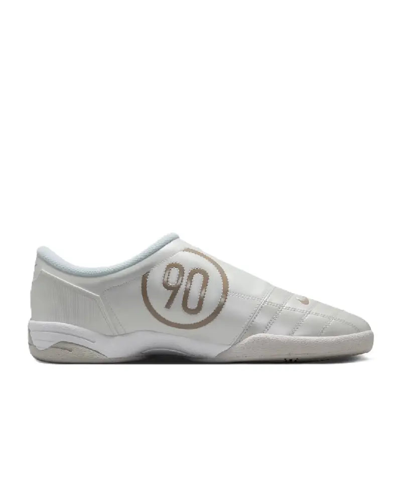 NIKE  HQ2851-002