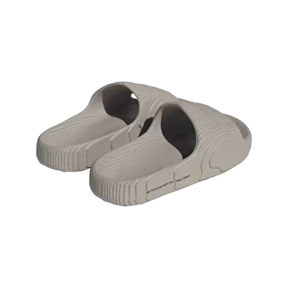 ADIDAS  HQ4670