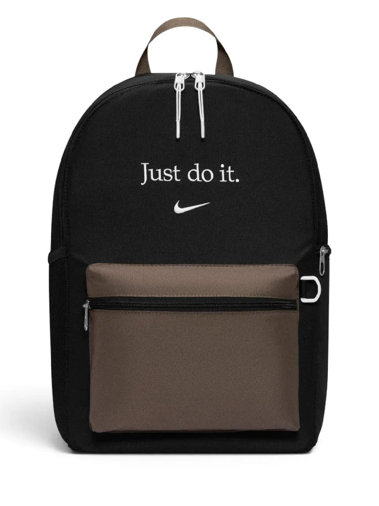 NIKE  IQ3296-010