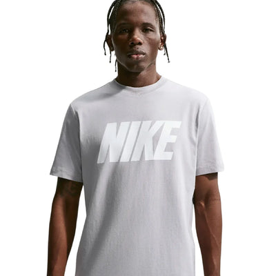 NIKE  IU0794-077