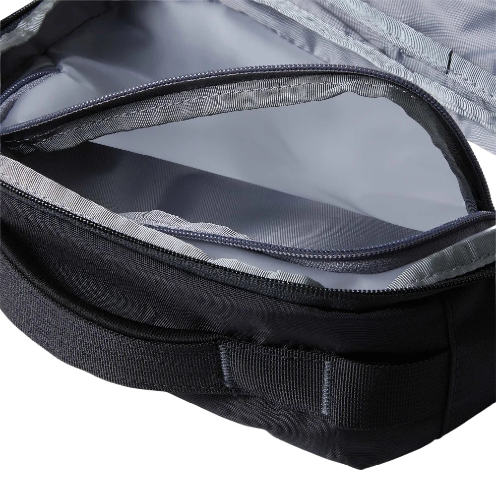 NORTH FACE Base Camp Voyager Toiletry Kit Black Grey NF0A81BLKT01