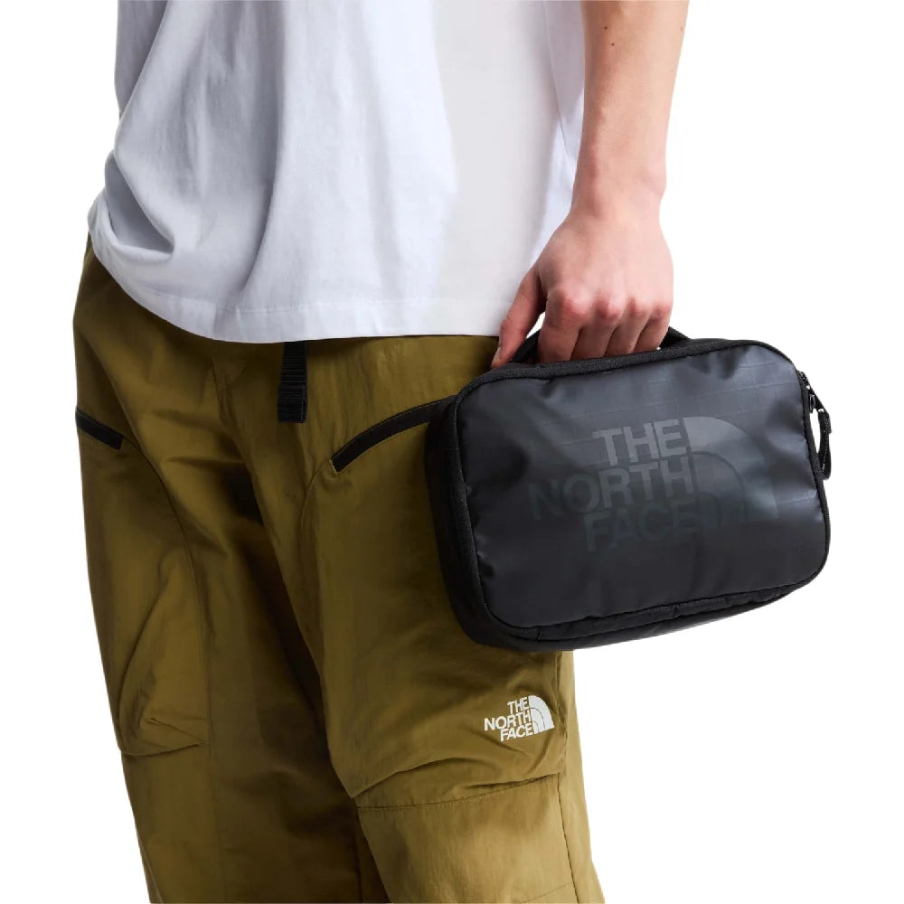 NORTH FACE Base Camp Voyager Toiletry Kit Black Grey NF0A81BLKT01